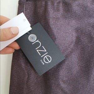 Onzie High Basic Midi Legging—Plum Sparks